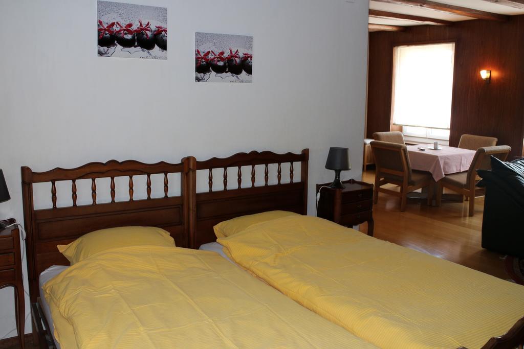 Hotel-Restaurant De La Tour Szoba fotó