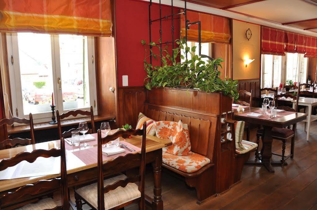Hotel-Restaurant De La Tour Étterem fotó